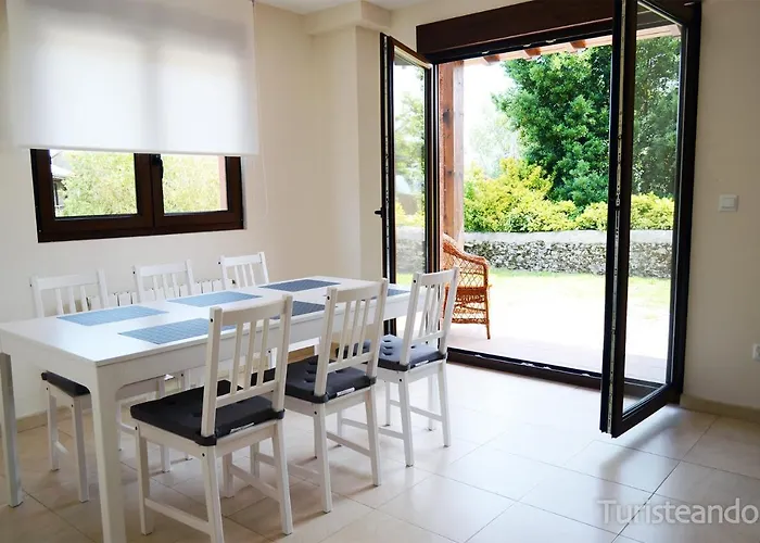 Hébergement de vacances Tina Mayor: Amplio Jardin Y Tranquilidad Muy Cerca De La Playa